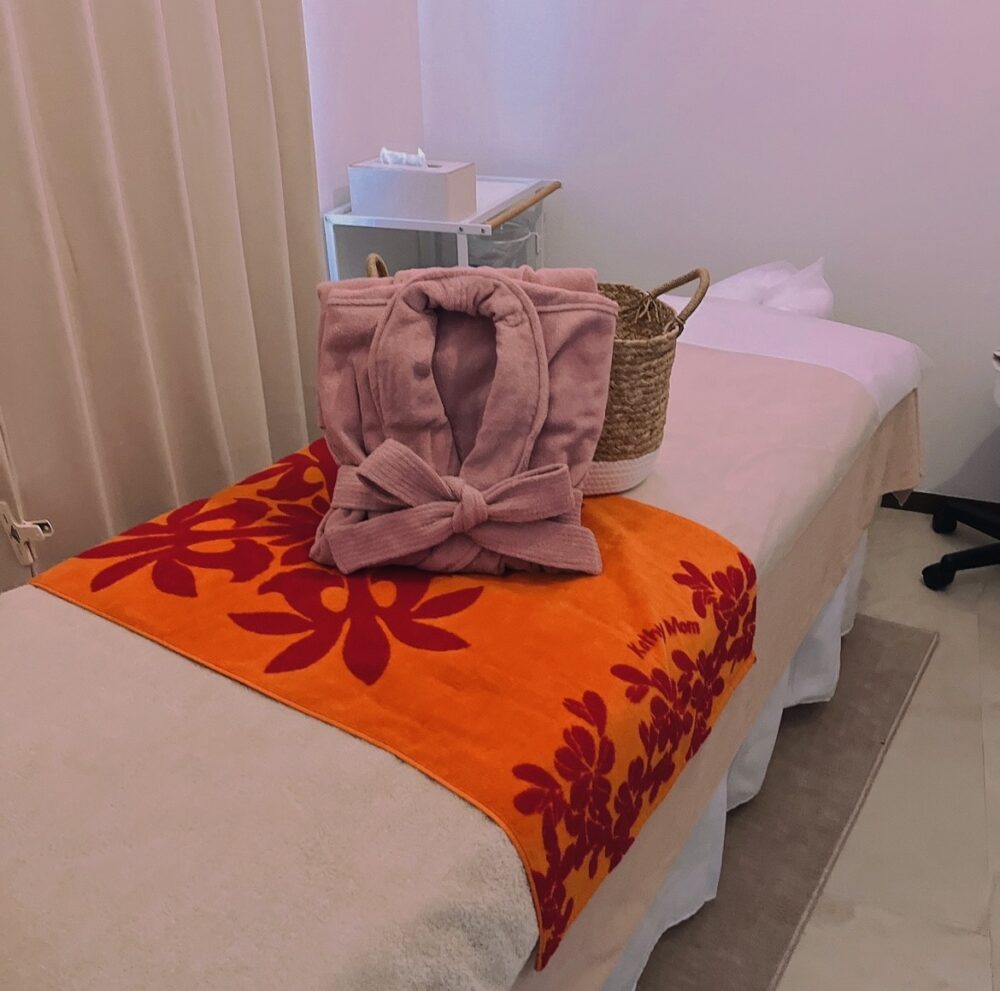 アロマリラクゼーションサロン tierslieu (ティエールリユ)さん(福岡)