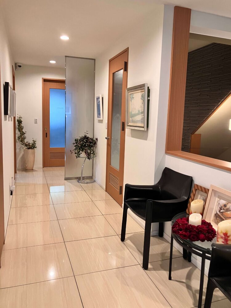 名古屋市守山区 プライベートサロン 鍼灸HEROさんの廊下