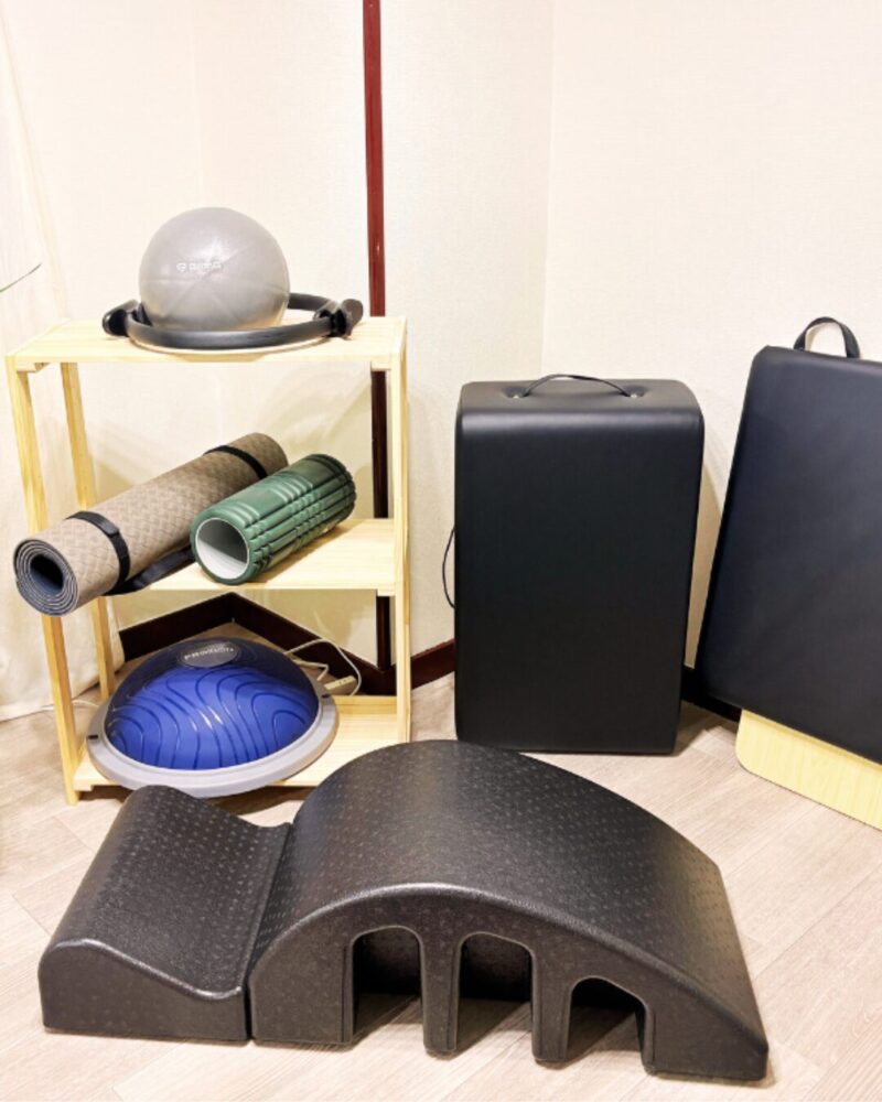 福岡・大名のマシンピラティススタジオで使用するトレーニング器具一式（完全個室・セルフ利用可能）